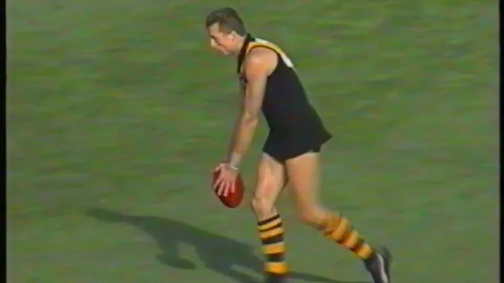 Jeff Hogg mark & goal vs Collingwood 1991 - Rex Hu...