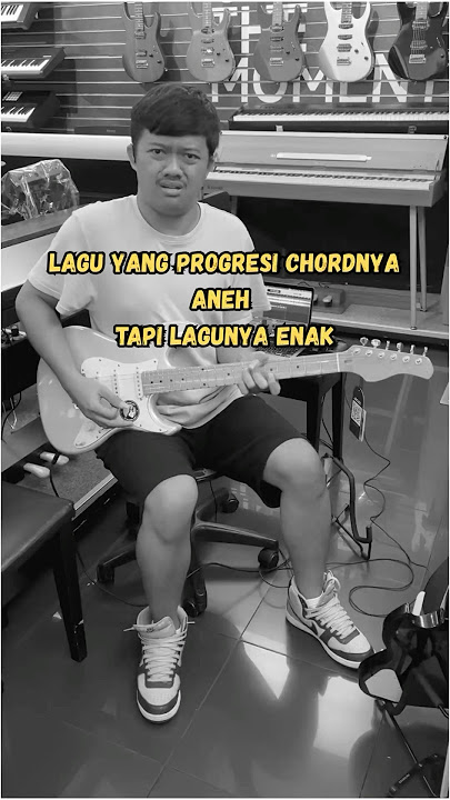 Lagu yang progresi chordnya aneh