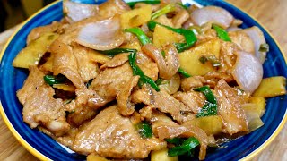 简单易煮的姜葱猪肉🐷肉质鲜嫩！非常好吃😋Simple and easy stir fried pork with ginger and onion 🐷 The meat is tender!
