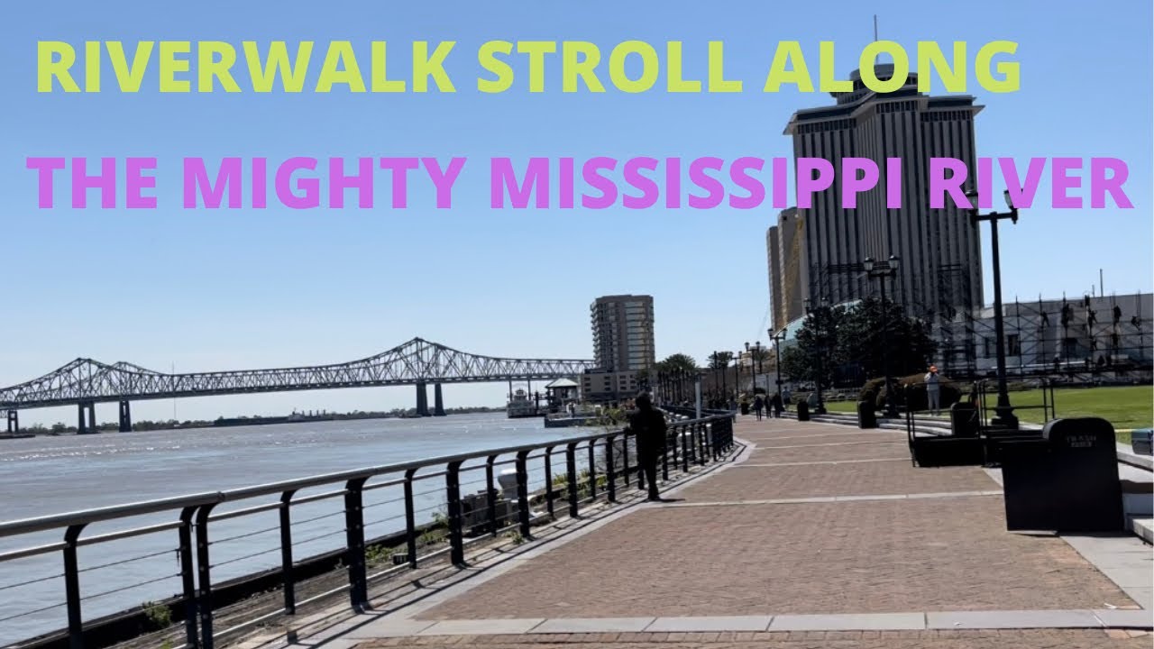 Речная/лунная прогулка вдоль могучей реки Миссисипи, Новый Орлеан, Луизиана.