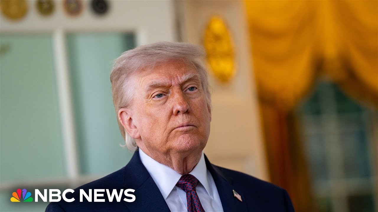 LIVE: Trump participates in ‘No Tax on Tips’ roundtable | NBC News