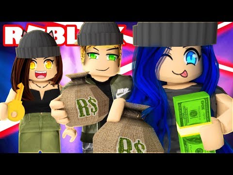 we-rob-an-expensive-mansion-in-roblox!