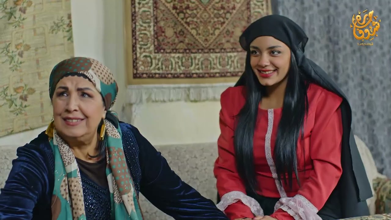 حماتها بتقرف منها وعامليتها خدّامة  اجا مين يعامل بنتها نفس المعاملة! الكنّة ردّت اعتبارها بالاخر