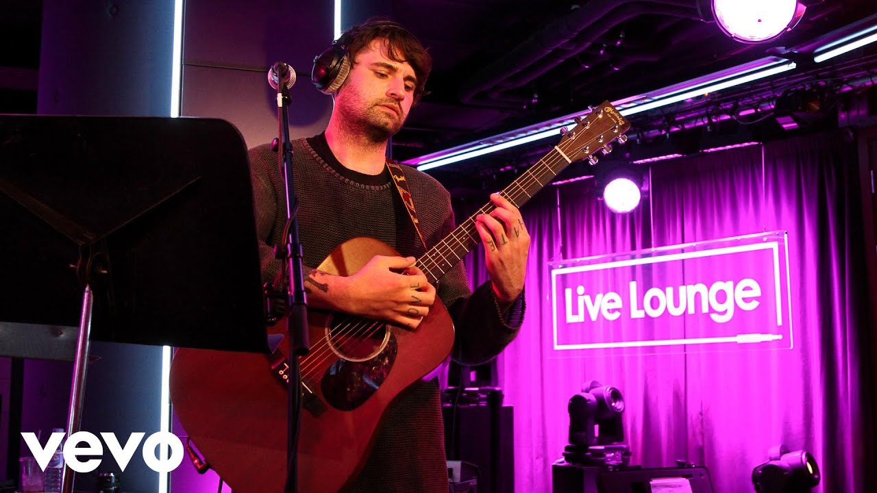 Lower Than Atlantis – Here We Go in the Live Lounge