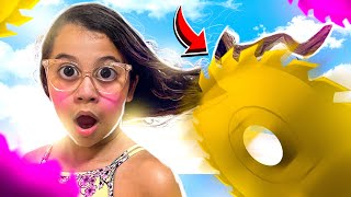 THE TRY NOT TO CUT YOUR HAIR GAME!!! - Hair Challenge screenshot 4