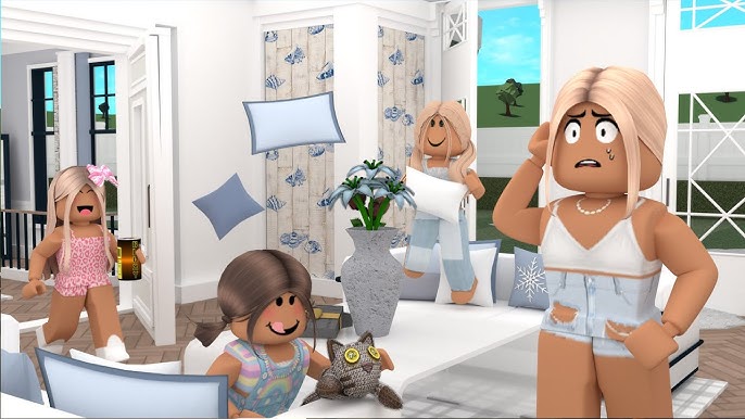 My Toddlers First SLEEPOVER! *DRAMALEONARDS SISTER WAS INVITED?* VOICES!  Roblox Bloxburg Roleplay 
