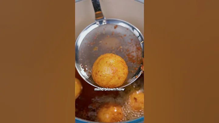 Crispy Cheesy Potato Balls #potatorecipe #easyrecipe #cheesepull