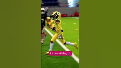 He really turning up out there 🔥 (via the909s/IG) #shorts #football #highlights #nfl #celebration