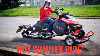 Ski-doo Summit 800 - Hot Summer Ride
