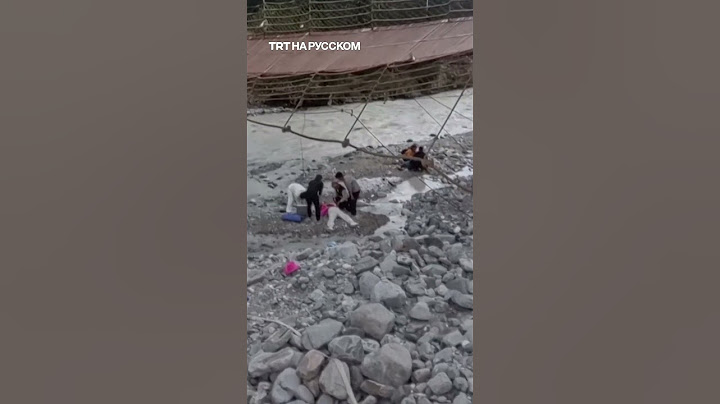 В Китае обрушился подвесной мост: погибли не менее 5 человек