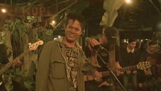 Tony Q Rastafara, Masanies Saichu, Bastian Cozy - Stir It Up (Live at Join Kopi Bulungan) chords