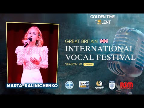 Vidéo: Ekaterina Plotnikova, Chanteuse Du Permien Komi