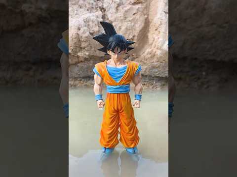 Goku, Vegeta, Trunks, Majin Buu in real life underwater 😱 #dragonball
