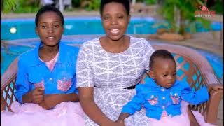 Mimi na nyumba yangu by the Amazing grace choir(Kisii- Kenya) video.