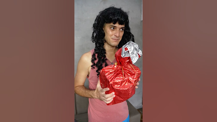 QUANDO VOCÊ PARTICIPA DE UM AMIGO SECRETO DE NATAL
