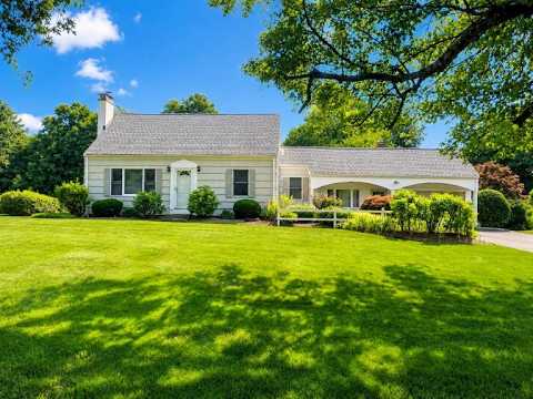 460 Oak Ave, Cheshire, CT home video tour