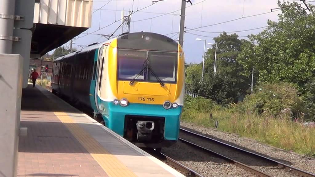 trains at warrington bank quay 2014