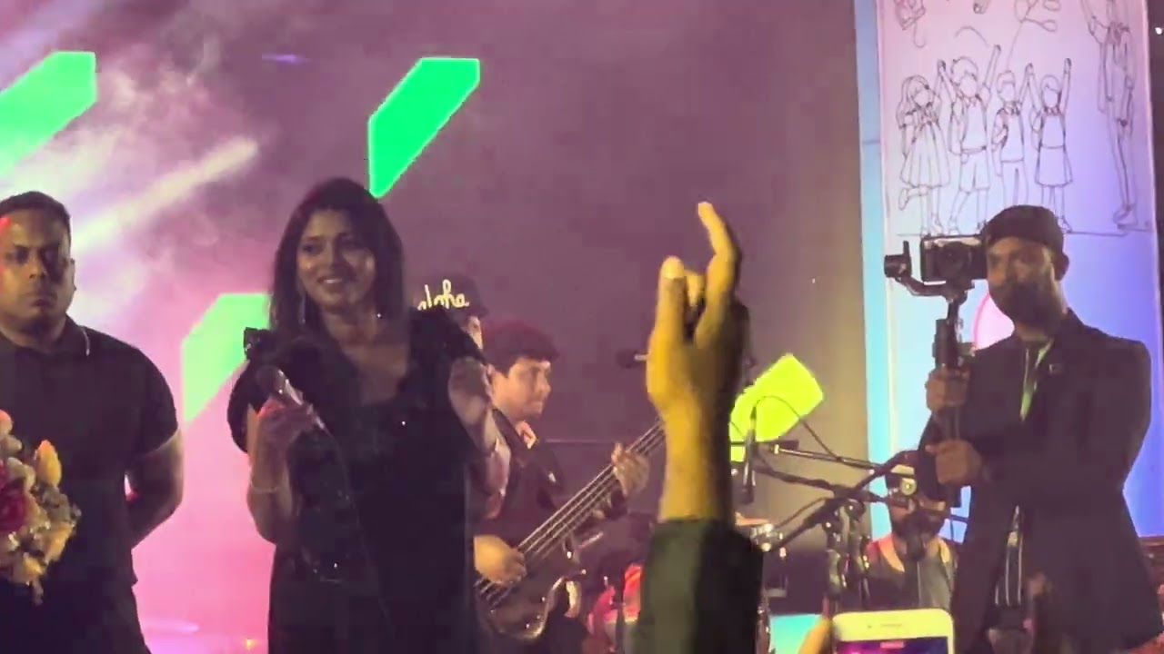 শতবর্ষ উৎসব ইব্রাহিমপুর ঈশ্বরচন্দ্র উচ্চ বিদ্যালয় ! গান পরিবিষন করছে লুইপা।👍❤️❤️🕺🕺🕺