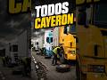 4 camioneros cayeron en el mismo hueco y pincharon la misma rueda