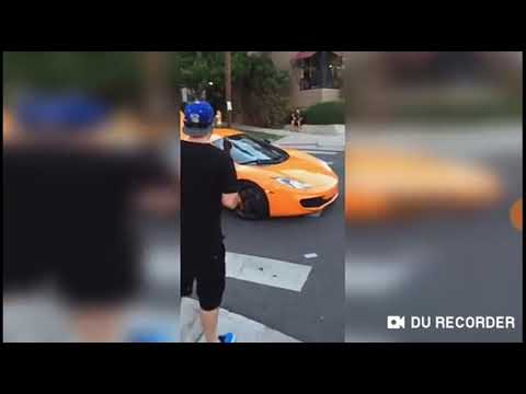 Foi se amostra por que tinha um carrão olha no que deu 😂😂😂😂