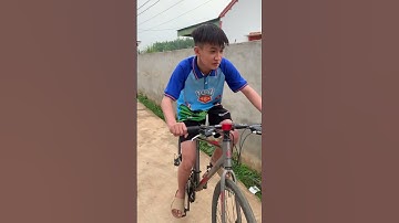 Lùn khinh thường người khác không có xe đạp và cái kết | Tippi Vips #tippitv #tippivips