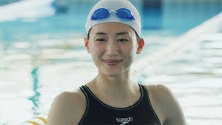綾瀬はるか、ついに泳げた長谷川博己ににっこり　プールで寄り添いながら指導　映画「はい、泳げません」本編映像