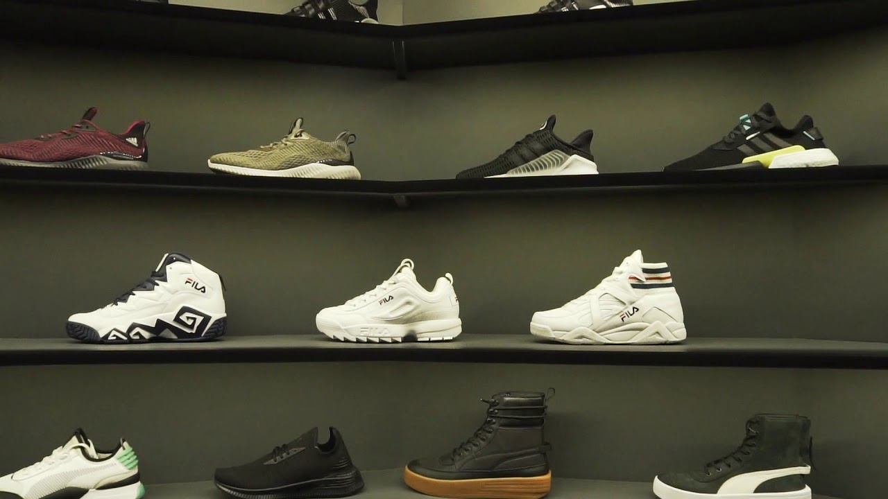 laces sneaker store