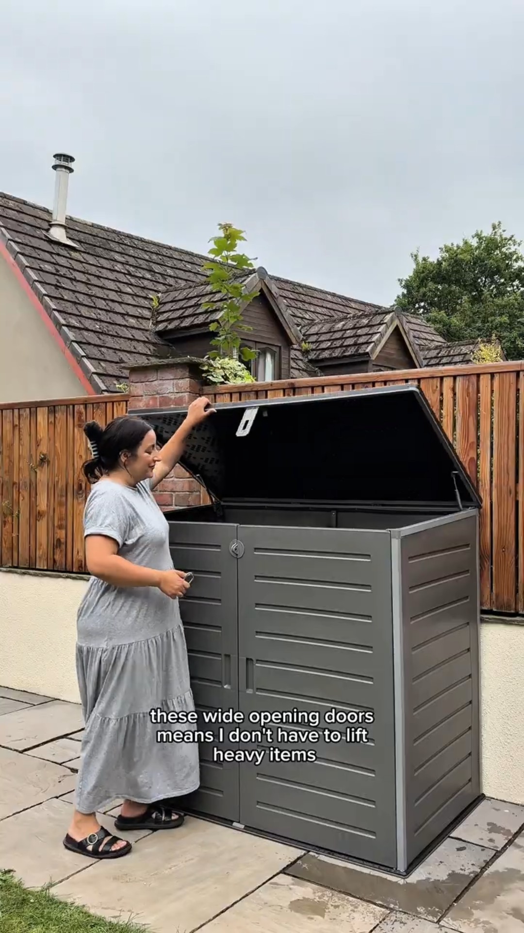 Olsen & Smith 1170L Outdoor Garden Storage Box | Extra-Large