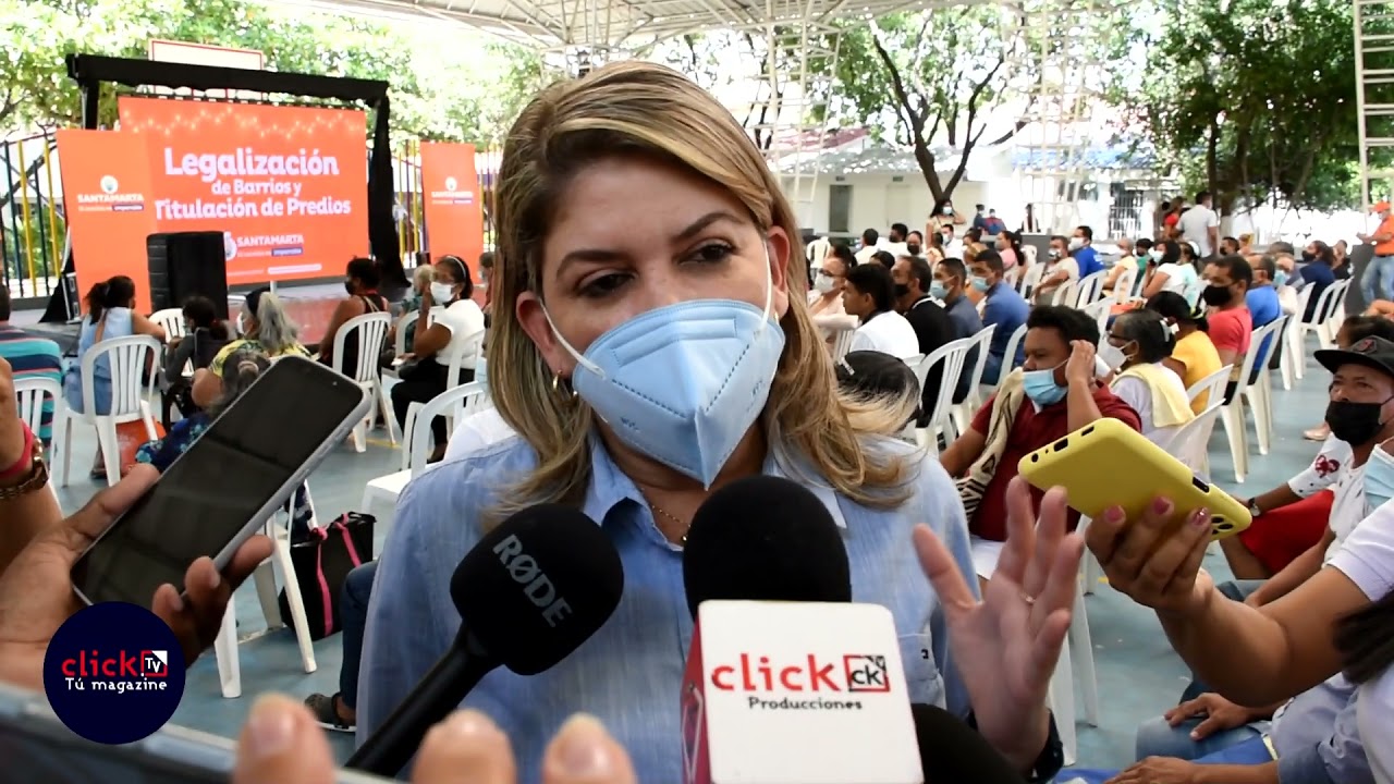 Alcaldesa Virna Johnson entregó 122 títulos de propiedad a familias samarias para su dignificación