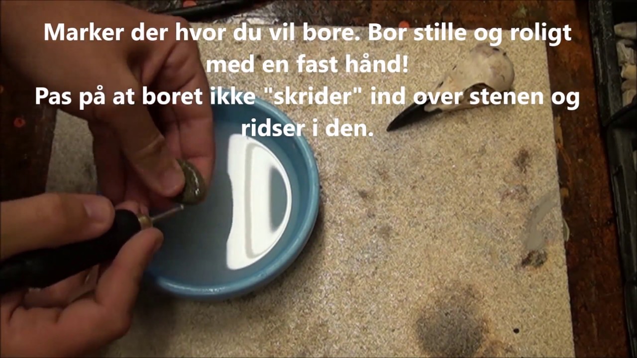 Lav / Bor hul i strandsten så du kan bruge dem i halskæder og amuletter -  YouTube