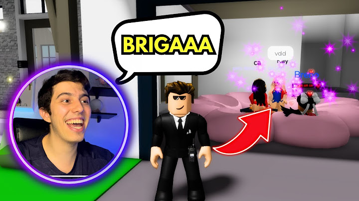 VIREI ESPIÃO por 1 DIA e OBSERVEI as PESSOAS no BROOKHAVEN! *teve briga*