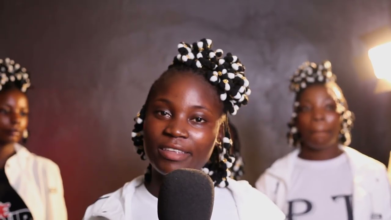 Edclénio Francisco feat As 5 Elenco- bombó com Jinguba.