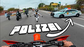 POLIZEI WILL UNS AUFHALTEN