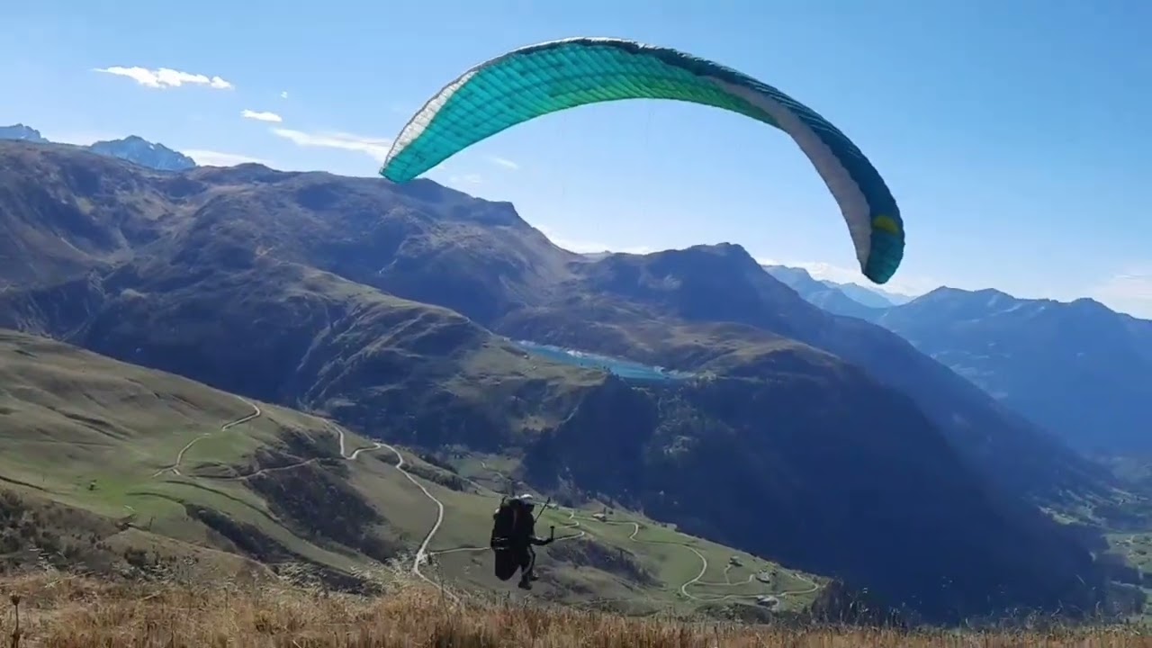 Flying of the Green Bumblebee!! Col du Joly