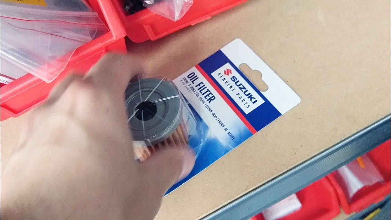 16510-05240 16510-45H10 Oil Filter Compatible With Suzuki 4...