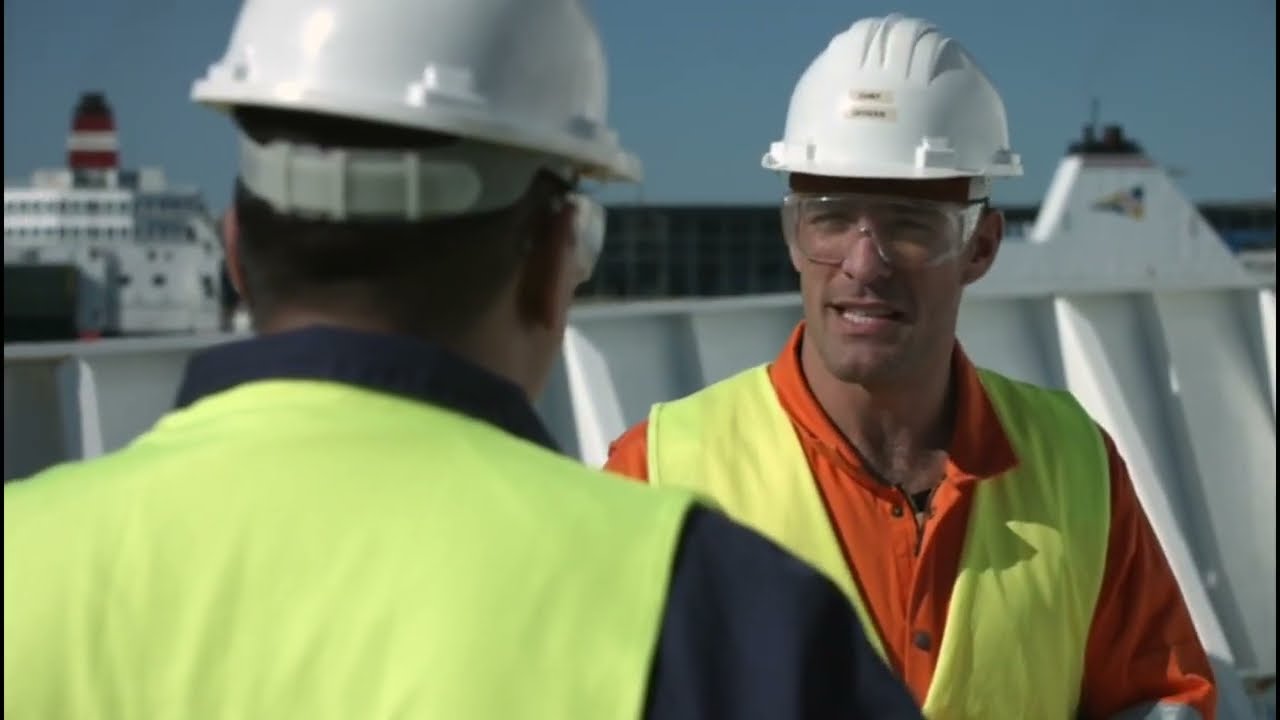 Videobook - Matthew Wyatt: Presenter and Voiceover Artist.