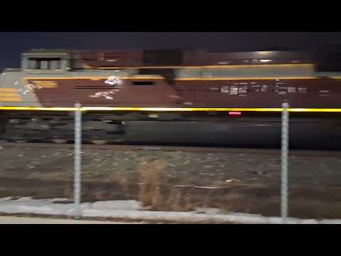 (Wednesday Night Grab) [CP 7018 Leader & KCS Grey Ghost!!] CPKC 2-133 At Streetsville GO Station