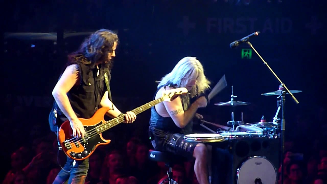 Scorpions - Send Me an Angel (live in Melbourne)