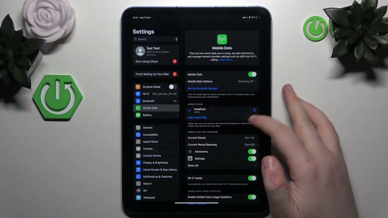 iPad (2025) – How to Check If eSIM Is Active? 📡📲