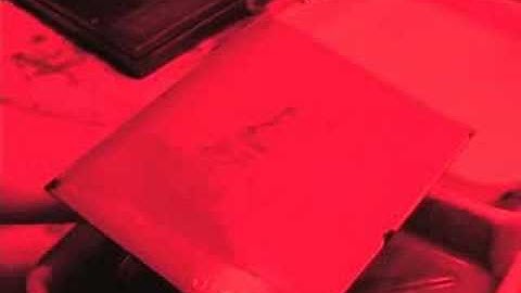 How to Pour Developer - Wet Collodion