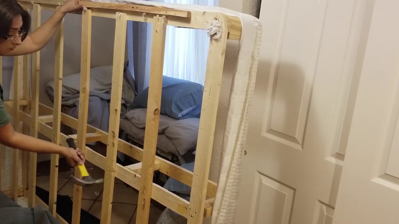 Como RePaRar un Box Spring y no TIRARLO a la Bassur??/ Repair - YouTube