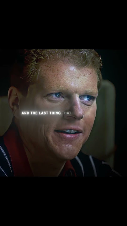 A man who has lived for thirty years discovers that everyone around him is an actor #movie