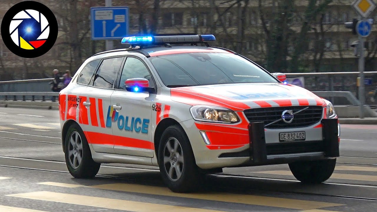 Voiture de Police en Urgence // Swiss Police car responding 