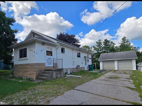 901 Oak Street, Durand, MI home video tour