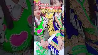 nyob zoo cov phooj ywg(1)