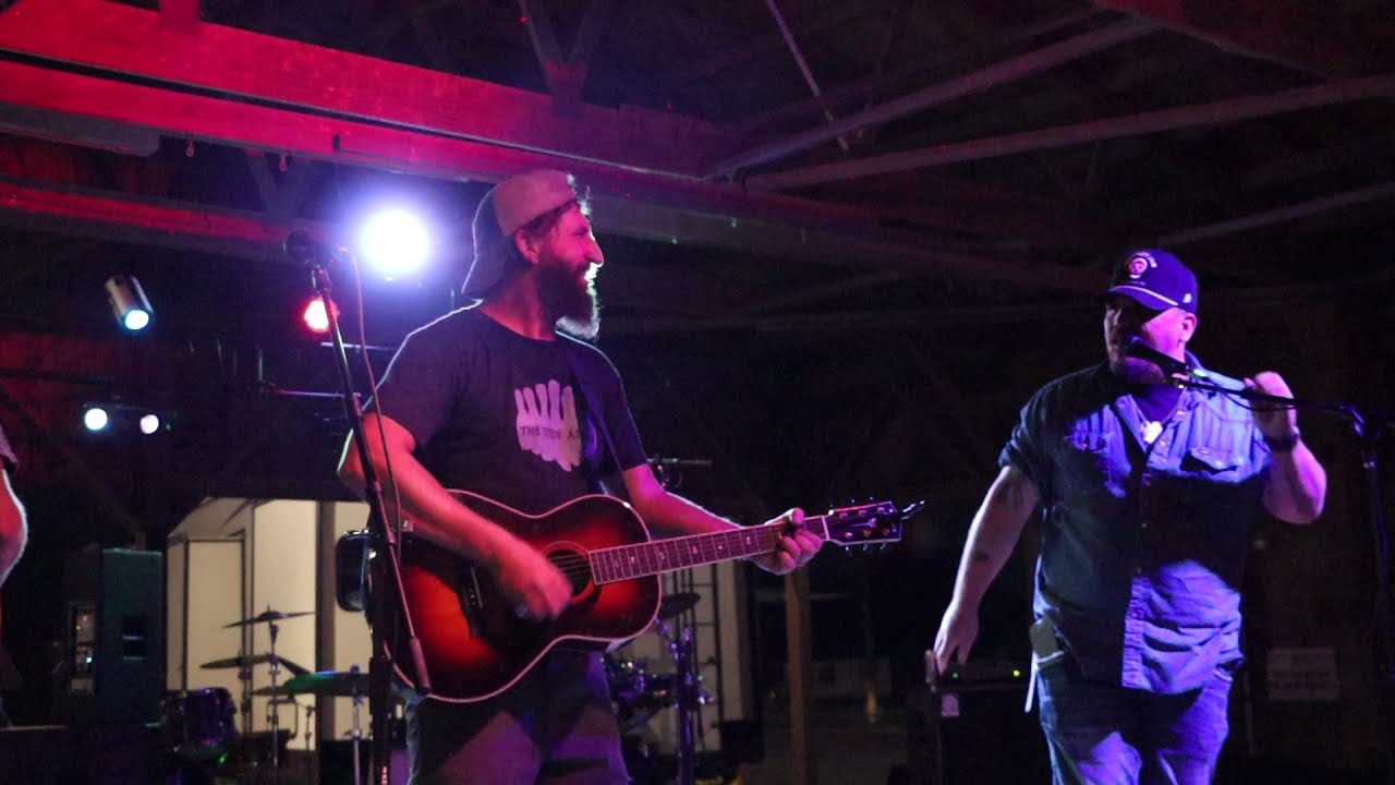 Can't You See (Feat. Bryan Martin) - Noah & The Hitchhikers