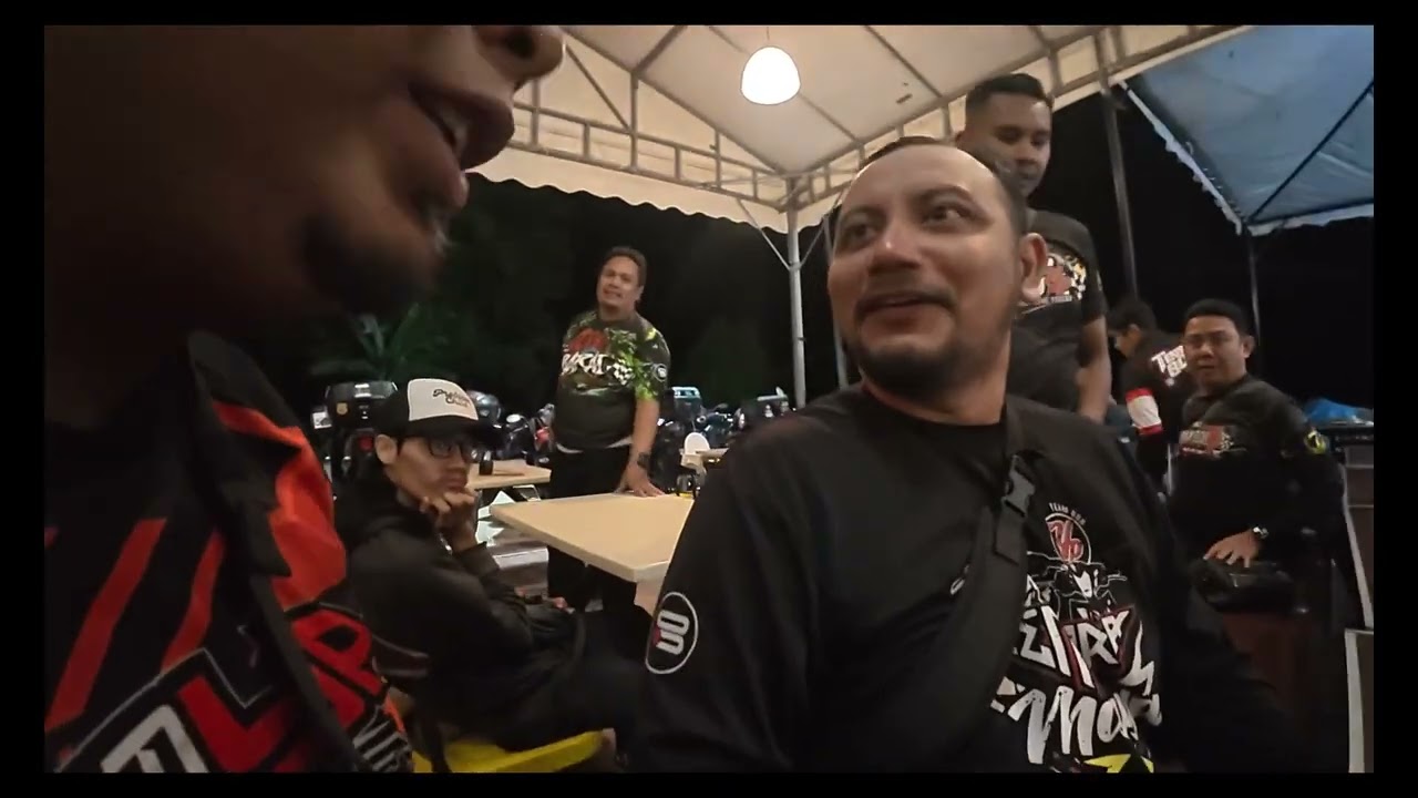 DIN SOYA SUKA LEPAK D PANTAI