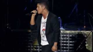 Bruno Mars 2014 - When I Was Your Man - Live HD