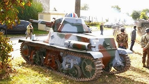 Renault Tank AR 35 in action at Vincy-Manoeuvre, September 2018