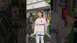🚘 Tak co měl bys radši Octávku nebo BMW? 💸